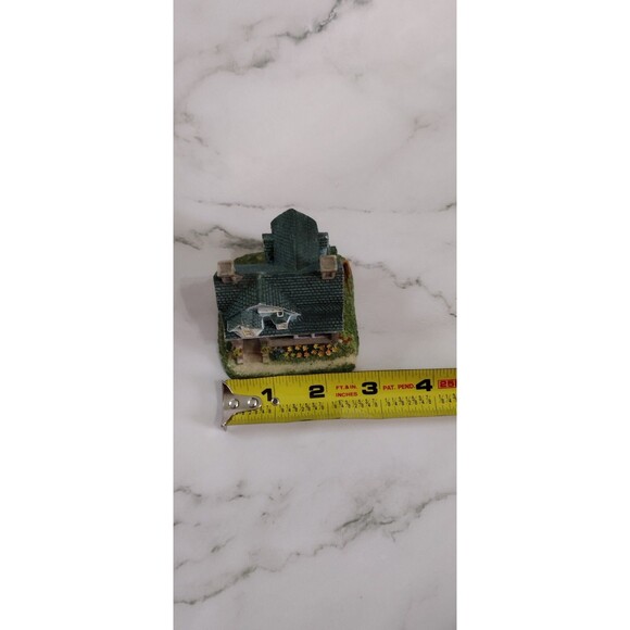 Vintage 98' Miller Family Shingle House AH155 Liberty Falls Village Figurine - Picture 6 of 6